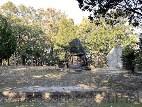 Group of megaliths at the Tatetsuki site.